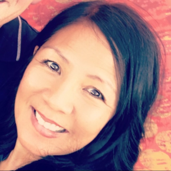 Meet your Posher, Arlene - Picture 1 of 1